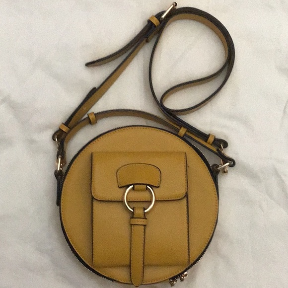 Mustard Purse - Picture 2 of 4